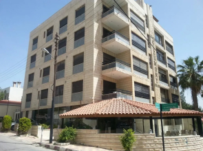 Clermont Hotel Suites