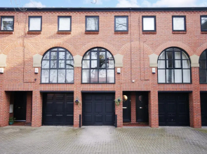 Forget-Me-Not House 3 Bed home in York Centre - Free Parking