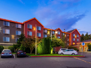 Best Western Plus Vancouver Mall Dr. Hotel & Suites