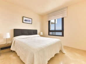 Apartment Magnificent front seaview, Torrox