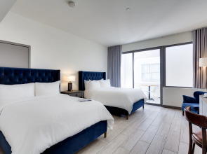 Clinton Hotel South Beach