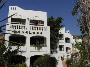 Penelope Apartments