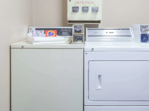 Super 8 by Wyndham Mt. Pleasant TX