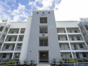 Stunning 2Bd Apto Close to Disney Storey Lake Resort 104