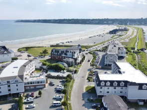 Quality Inn & Suites Atlantic Beach Hotel