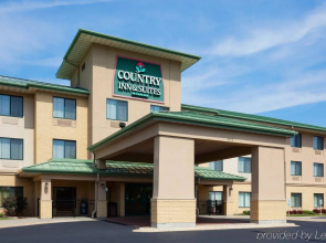 Country Inn & Suites by Radisson, Madison West, WI