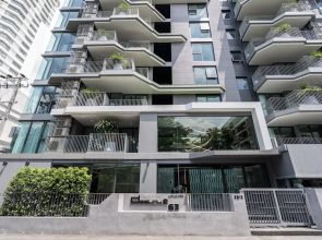 Destiny63 Ekamai Apartment