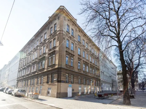 Beautiful & Cozy Apartment Near Rathaus