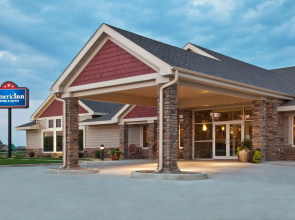 AmericInn by Wyndham Osage