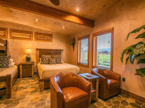 Cougar Ridge Resort, LLC