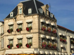 Hôtel Les Remparts