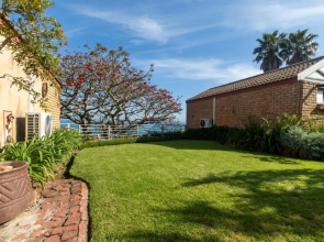 Dutton's Cove Guesthouse