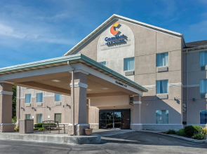 Comfort Inn & Suites Dayton Northwest - Englewood