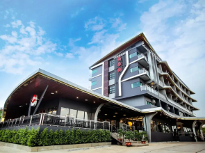 Chunlee Grand Hotel
