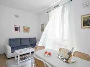 Apartment Aras