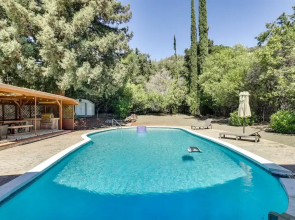 Vacation Rental 2 Mi to Clearlake Oaks Boat Launch