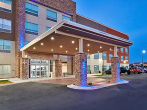 Holiday Inn Express & Suites El Paso East-Loop 375 by IHG