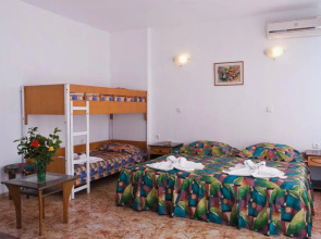 Sunny Varshava Hotel