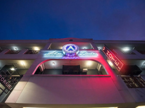 Aston Boutec Hotel Lintas Plaza