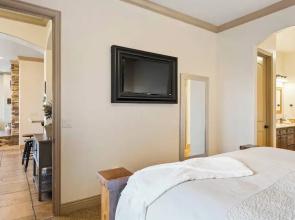 The View Resort Amenities & Epic Views!