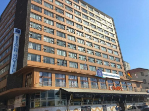 Gooderson Beach Hotel