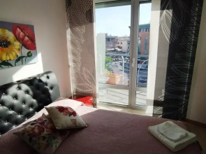Nice Apartment Close Metro C - Mirti