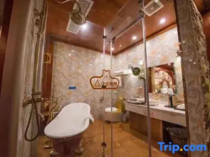 Rugao Wonderland Midi Hotel (RT Mart Wuyue Plaza Store)
