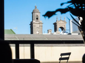 Castillo Apartments
