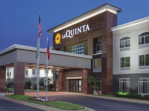 La Quinta Inn & Suites by Wyndham Columbus North