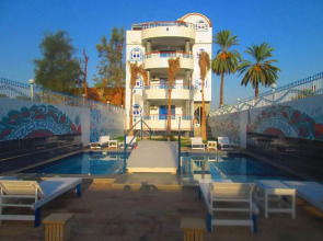 Moon Valley Apartments