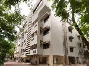 Hotel Meru