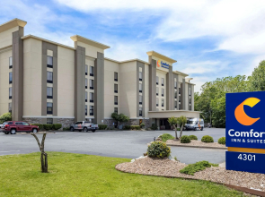 Comfort Inn & Suites Little Rock Airport