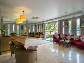 Thanthip Beach Resort