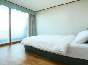 Yangyang Beach Condo