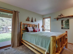 15 Big Leaf 3 Bedroom Home by RedAwning