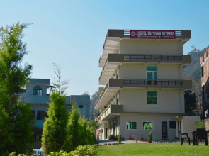 Hotel Tapovan Retreat