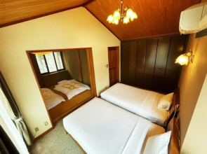 Phoenix Wing Chalets