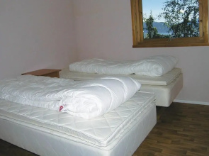 Stunning Home in Balestrand With 2 Bedrooms