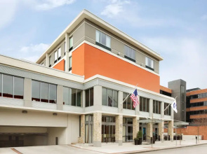 Hampton Inn & Suites Clayton/St. Louis-Galleria Area