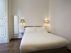 Napoli Class Luxury Rooms & Suites
