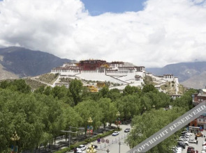 Xinhua Hotel(拉萨新华宾馆（布达拉宫店）)