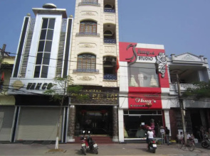 Phuc Dai Loi Hotel