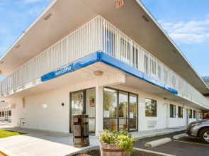 Motel 6 Lenexa, KS - Kansas City Southwest