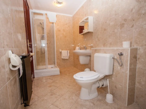 Korona Pension Restaurant