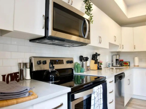 Modern 2bedroom Condo Great Location Coffee Wifi