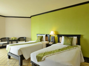 Jomtien Thani Hotel