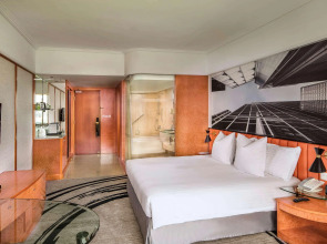 The Park Lane Hong Kong, Autograph Collection