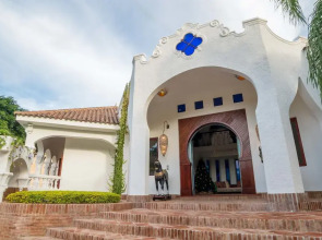 5-star Villa for Rent in Moroccan-style at Casa de Campo - Large Pool Jacuzzi Staff