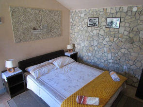 Charming Unique Apartment For 4