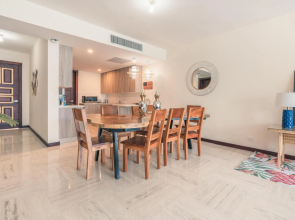 Apartment w 2BR Close to the Beach at Portillo X